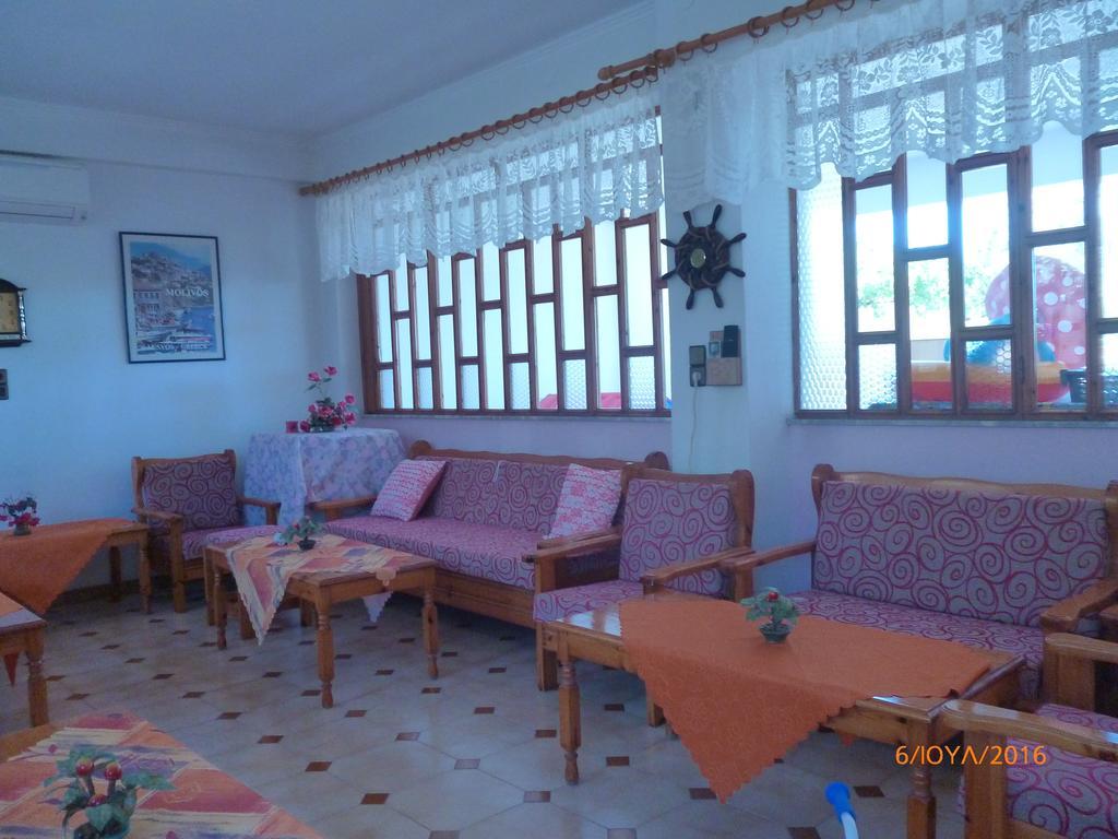 Golden Sun Rooms Pyrgi Thermis Exterior photo