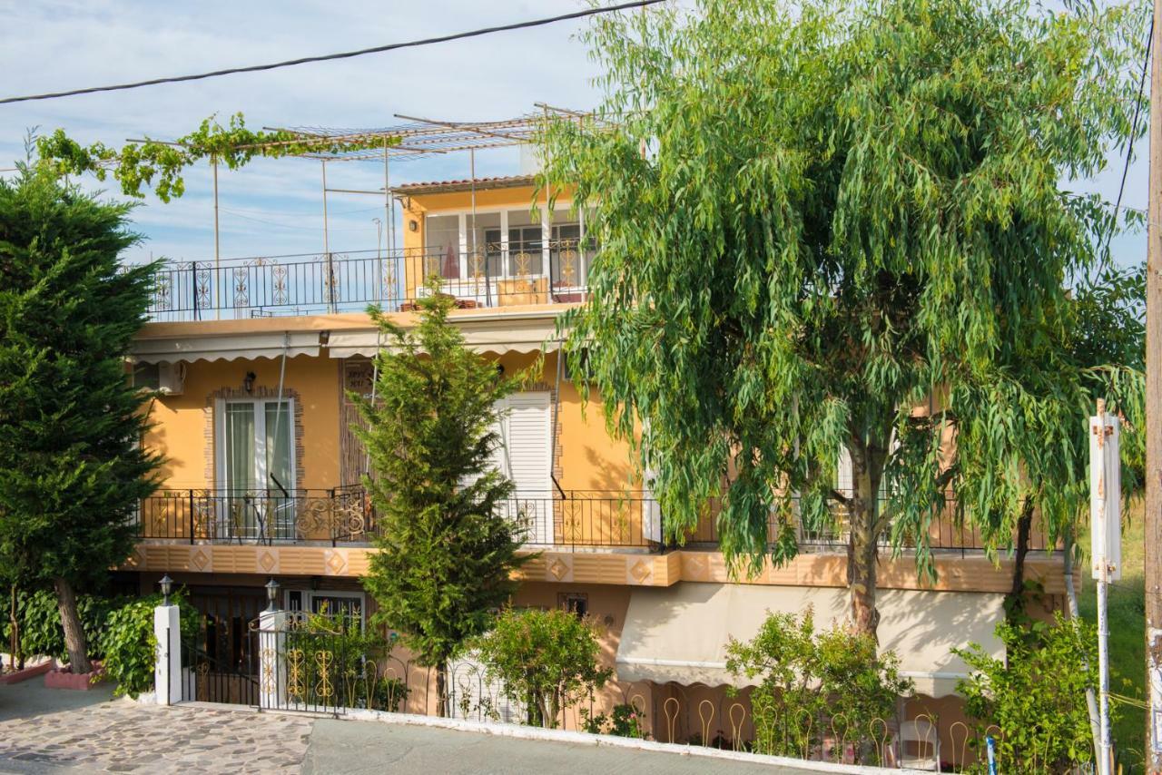 Golden Sun Rooms Pyrgi Thermis Exterior photo